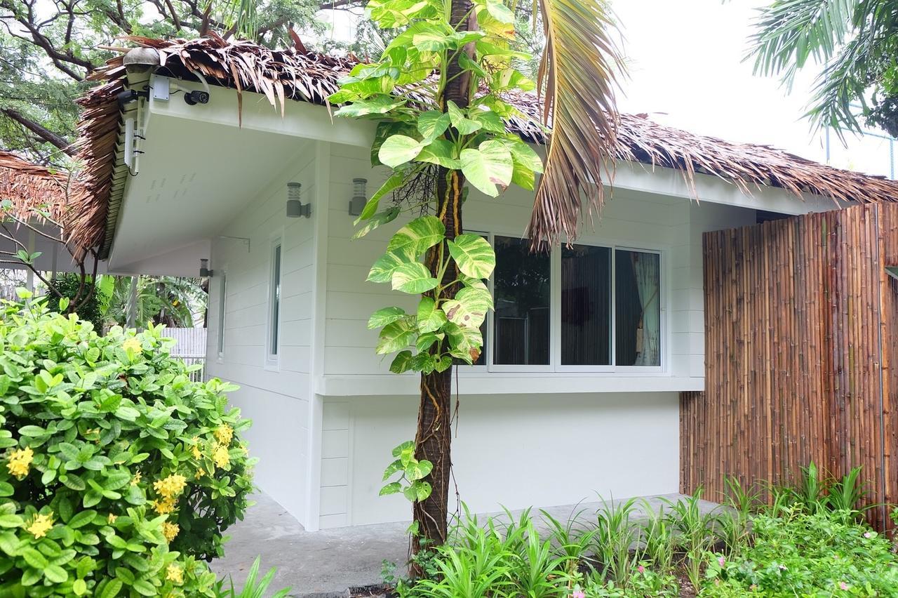 Aquna Huahin Resort Exterior photo