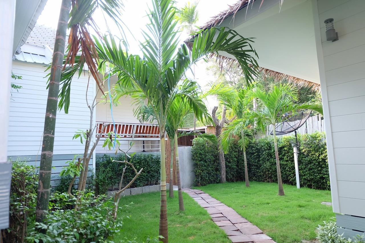 Aquna Huahin Resort Exterior photo