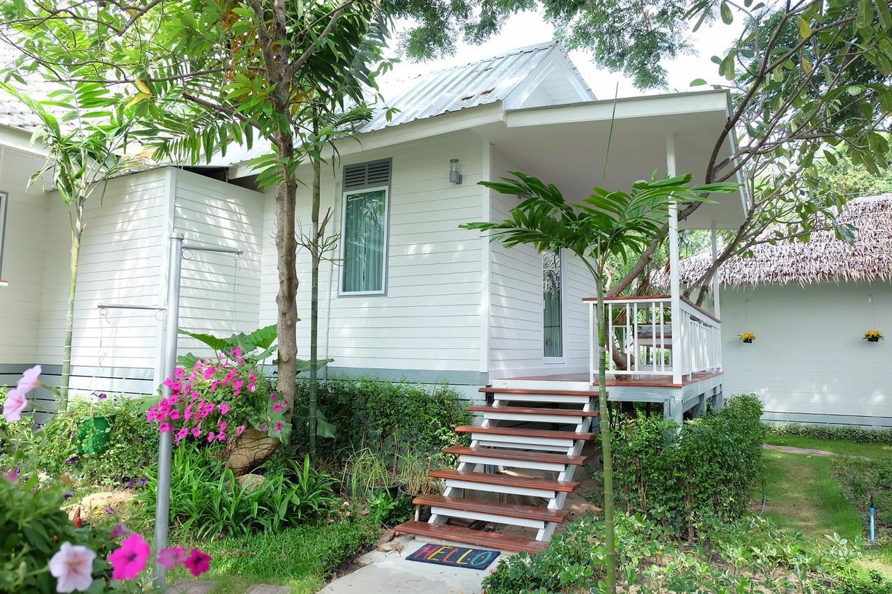 Aquna Huahin Resort Exterior photo